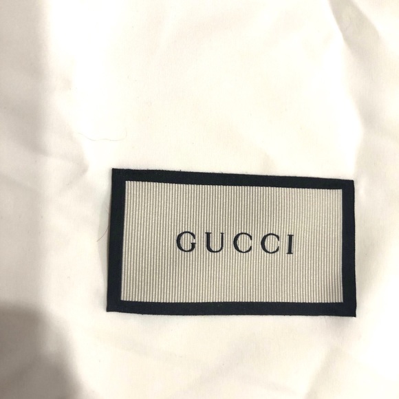 Gucci dust bag. - Picture 2 of 6
